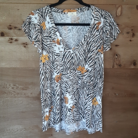 T. La Wayfaring Floral Zebra Stripe Tee Size XS - Picture 1 of 4